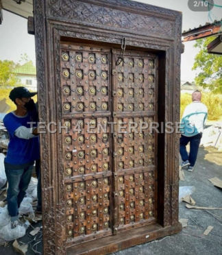 Antique Wooden Old Door Design
