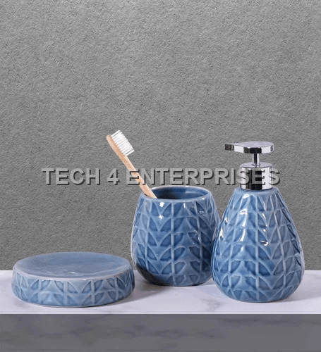 Blue Pottery 3-Piece Set Bath Set Blue Pottery 3-Piece Set Bath Set